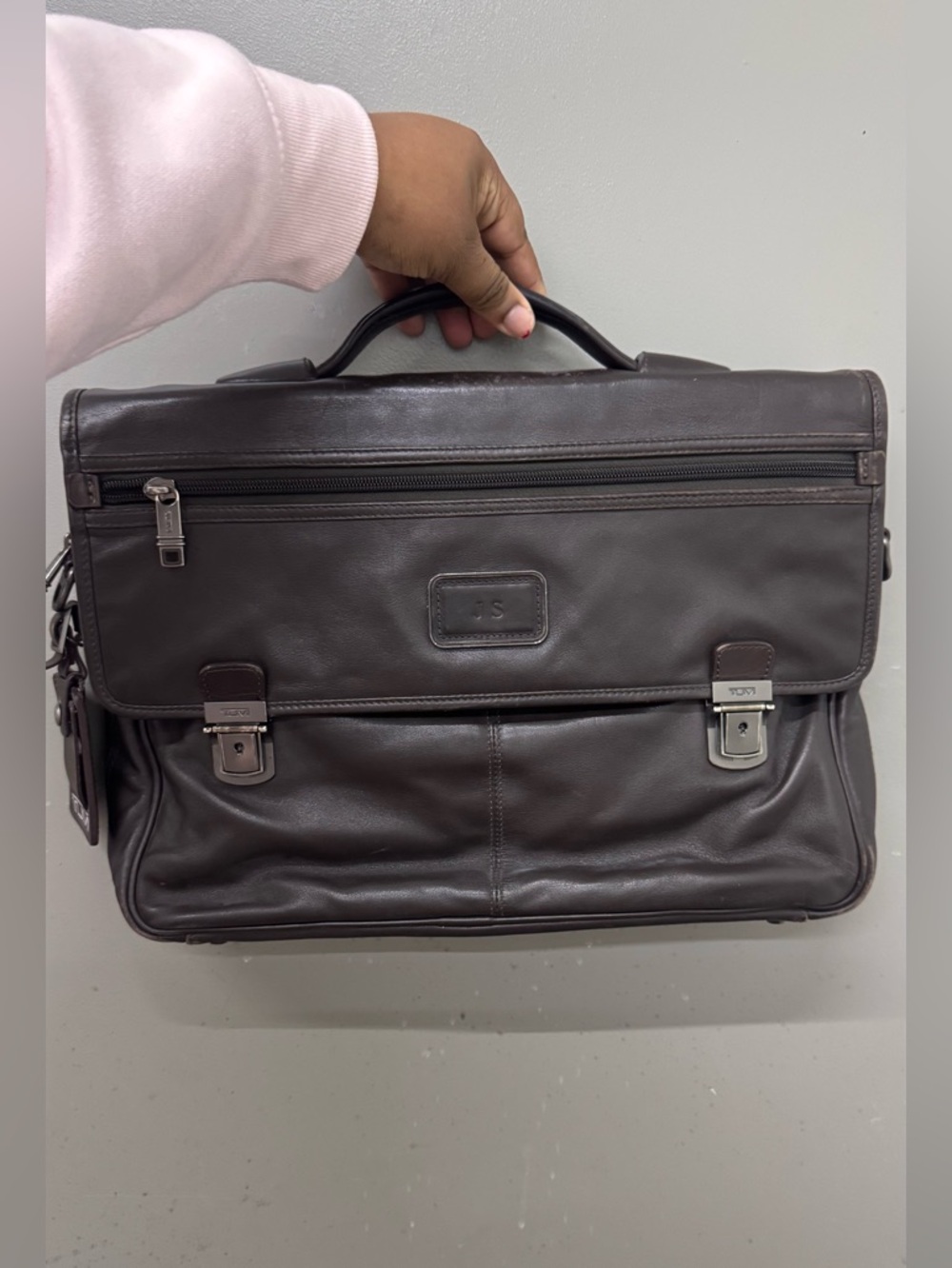 Tumi Alpha Slim Flap Brown Leather Briefcase Messenger Bag Professional Men